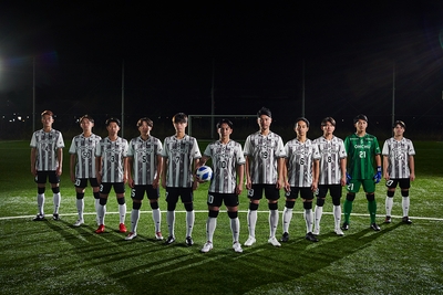 qhq82nAza7ff30AClbJN.jpg?w=940&h=940