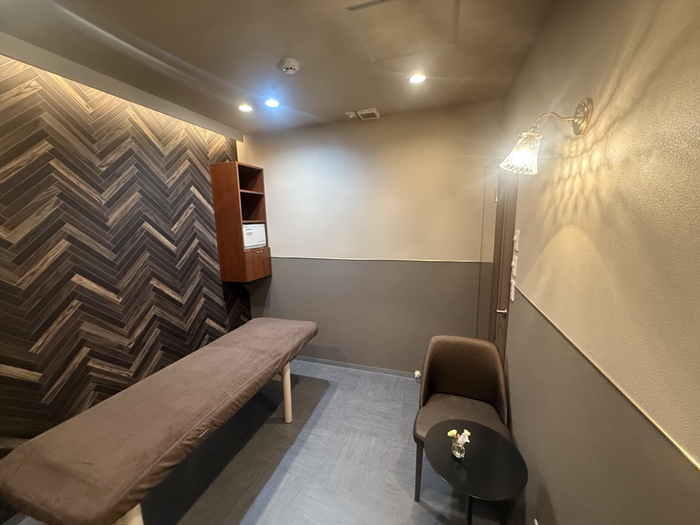 キャロリーヌ立川店／男性専用施術ルーム