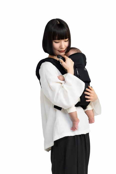 腰ベルトがなく、サッと装着。