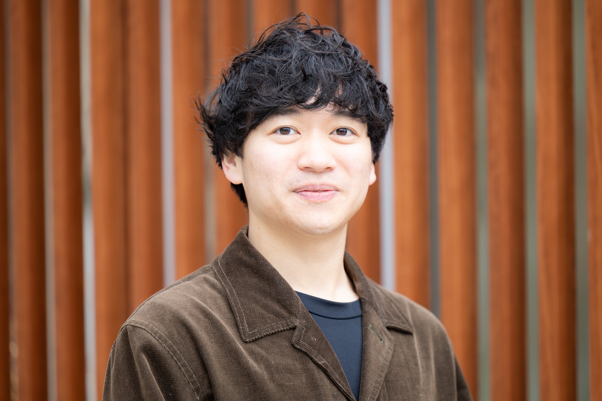 著者近影:秋山仁志