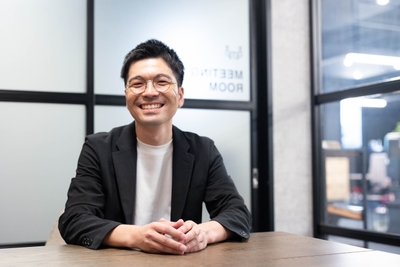 qoGGQp6x6GRkk8c4PSK1.jpg?w=940&h=940