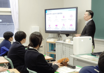 qq7K0a7CicT6Xth4WlZR.png?w=940&h=940