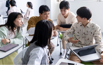 qqOdxnknpdPyaDG3j82s.jpg?w=940&h=940