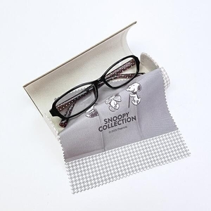 スヌーピーのメガネケース