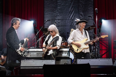 qsWmaJW8Yr7v0rM8Rzt9.jpeg?w=940&h=940