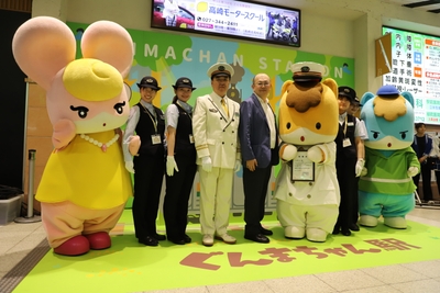 ぐんまちゃん駅長委嘱状授与式