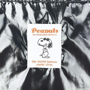 スヌーピーのメタリックバッグ