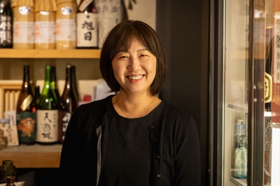 qvVOqxxx74QnTFIvv9li.jpg?w=940&h=940