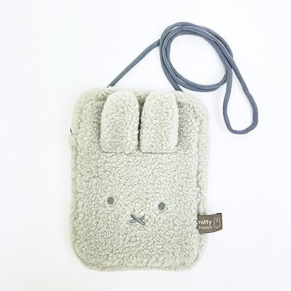 もこもこボアがふんわりキュートなミッフィーアイテムは寒い日もハッピーに！