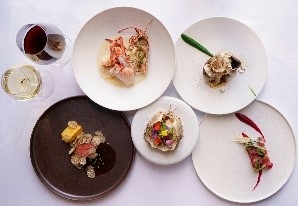 qzFPalHpCh8aEXyarL5x.jpg?w=940&h=940