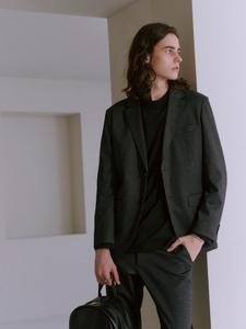 r0Rl6oYLxq0Goj7Nkxog.jpg?w=940&h=940