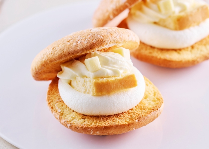 PREMIUMナボナ 濃厚チーズ