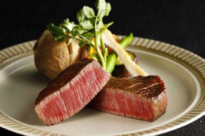 r3bHLYf6F0TKQKi8Goza.jpg?w=940&h=940