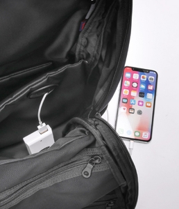 r41YF2DyvzMTVxuIiD4R.jpg?w=940&h=940