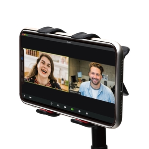 r4jtMjs8MAYywrStmgPR.jpg?w=940&h=940