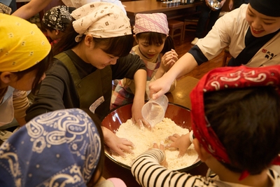 r5m60hyHcXa1krcBEgNx.jpg?w=940&h=940