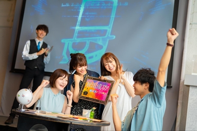 rALW8pGoLfAzFUqxm66a.jpg?w=940&h=940