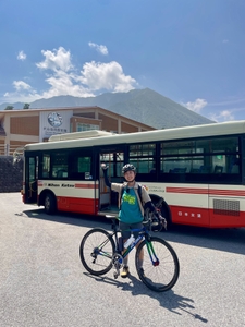 rBeBvK0P3bV3F9wC5vJx.jpg?w=940&h=940