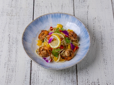 rDPzWwsIWwSWeg1uPNmg.jpg?w=940&h=940