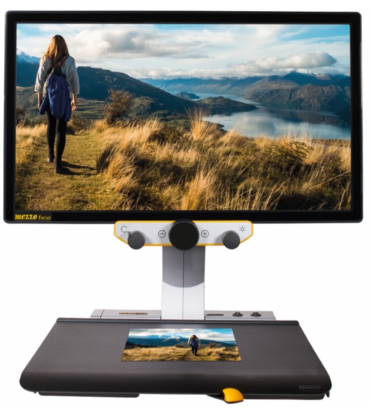 ・メゾ・フォーカス(折り畳み式据え置き型拡大読書器)