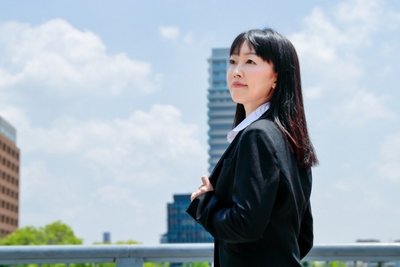 rImwKdt27F8IXEjjBeZ9.jpg?w=940&h=940