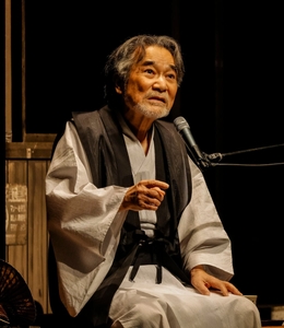 rJXxHP1797qeNyqrNtZG.jpg?w=940&h=940