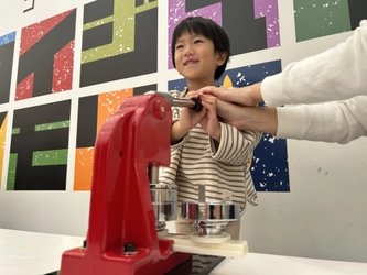 今週末よりパワーアップ！かっこよくて可愛い「ゴジラ&ハム太郎」のオリジナル缶バッジをつくろう！ ニジゲンノモリ『ゴジラ缶バッジ制作体験 ～ゴジラ＆ハム太郎Ver.～』