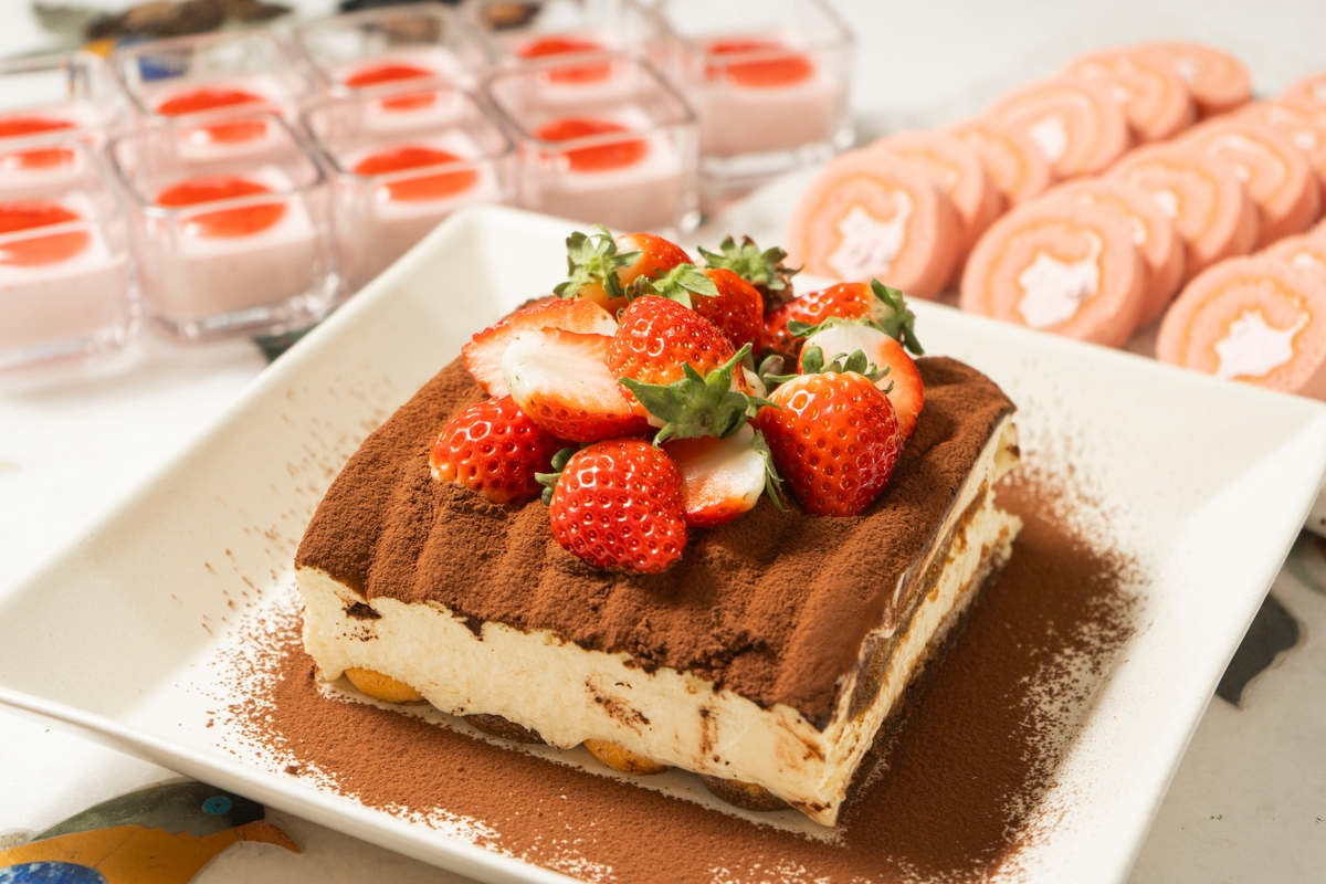 淡路島西海岸「オーシャンテラス」春の贅沢ビュッフェ3月3日スタ―ト ~ シェフこだわりの逸品!ジューシーな淡路牛ハンバーグも同日より新登場 ~