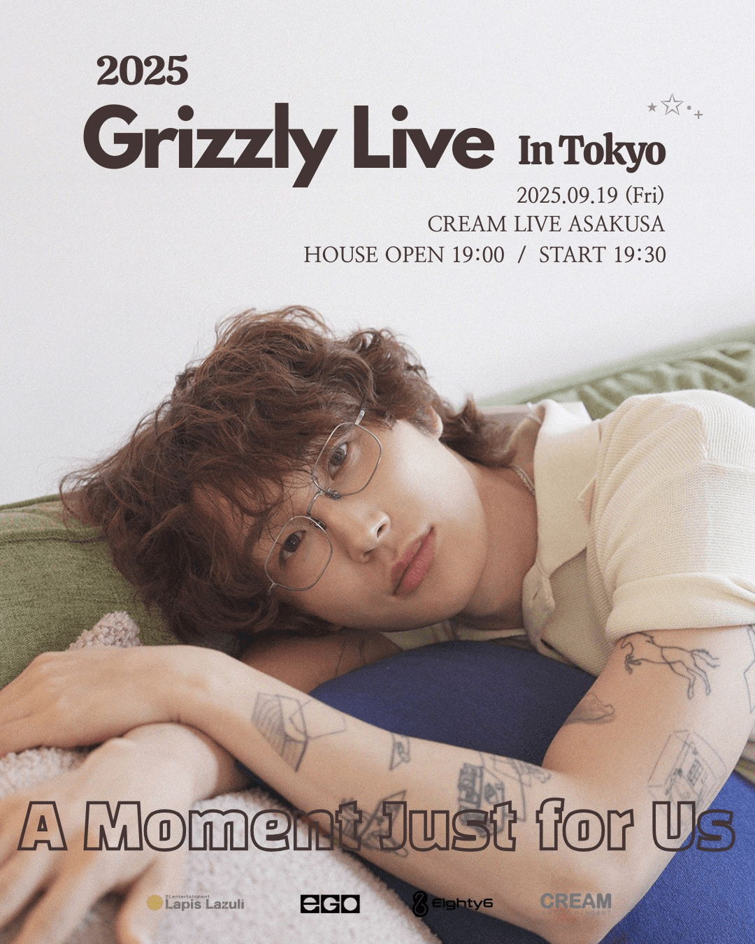 Karis カリス 韓国 SUJIN MUSIC エレアコ 韓国の感性派シンガーソングライター Grizzly(グリズリー