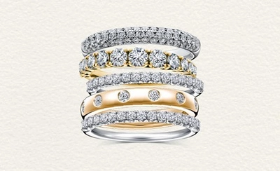 ニューヨークの美意識が息づく永遠を描くエタニティリング