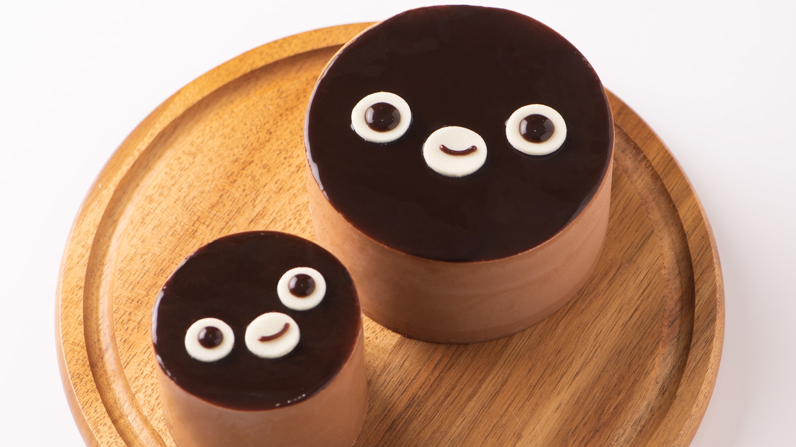 「Suicaのペンギン」が絶品チョコケーキに!JR品川駅エキナカの「パティスリーQBG」で4月26日(金)より発売