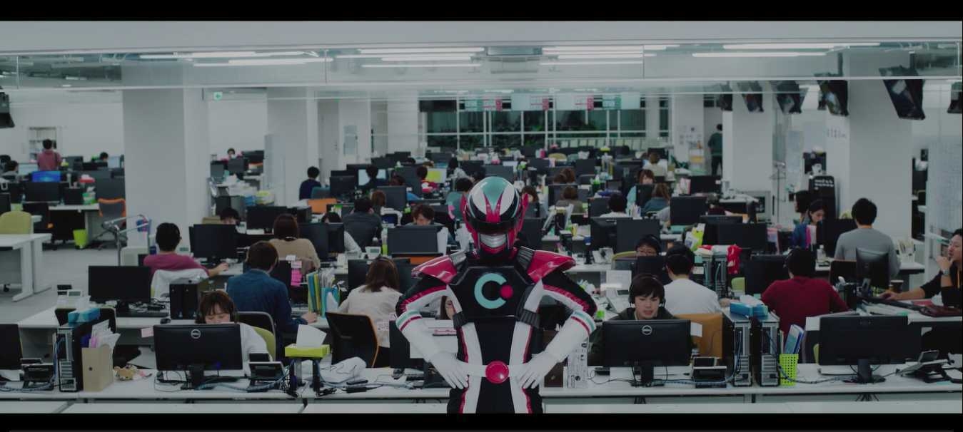 CM_第5話_社会をにぎやかに!と意気込む佐藤