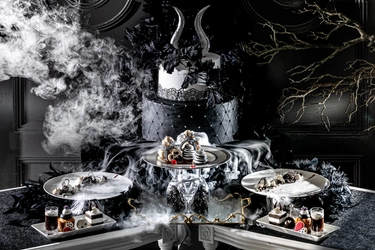 【大阪・南港】ミステリアスなヴィランズモチーフのスイーツ 『ヴィランズたちのブラックスイーツタイム』