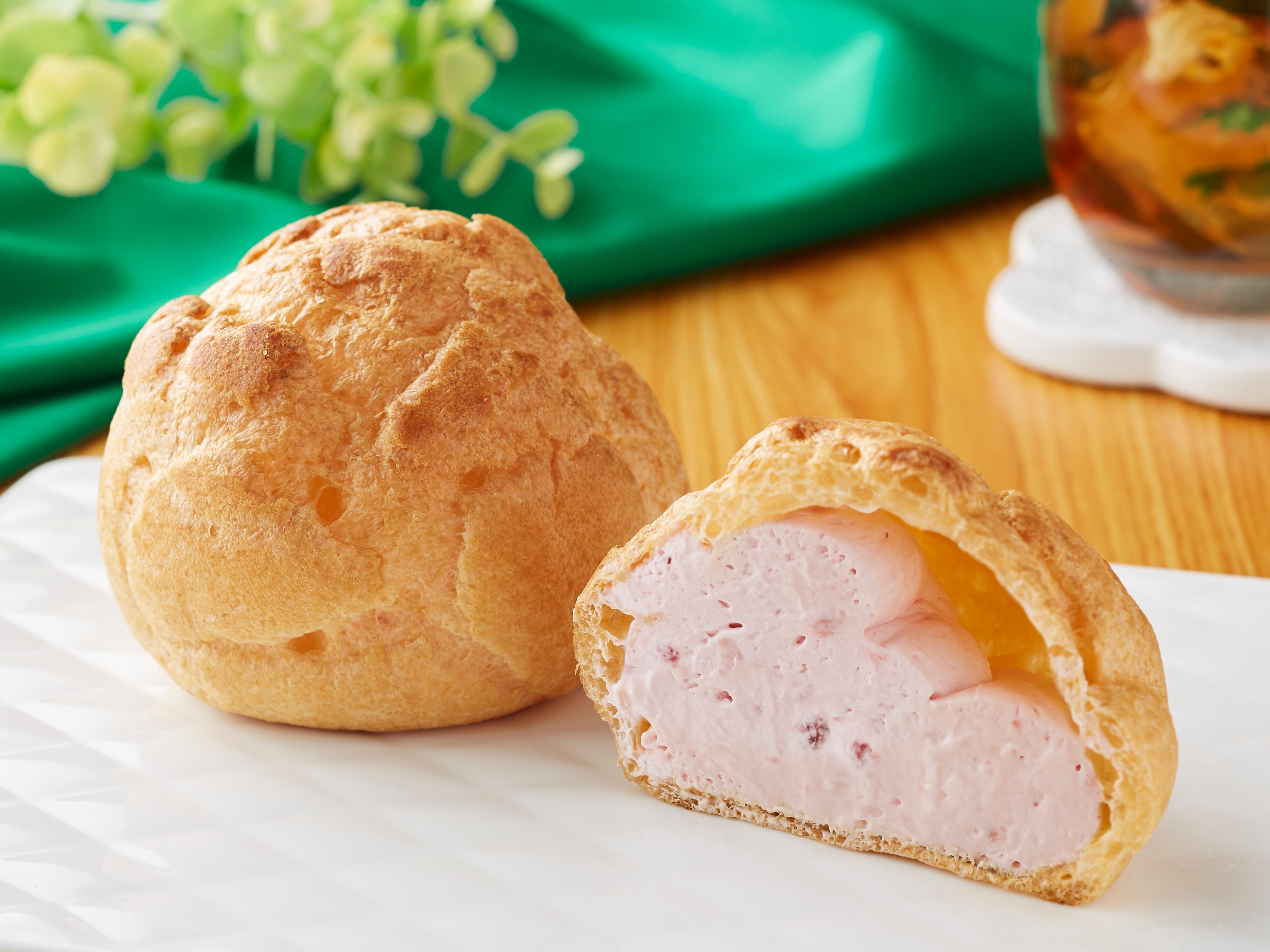 あまおう苺のシュークリーム(画像はイメージです。)