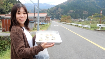 rsIukDUBDTx0w56urtB5.jpg?w=940&h=940