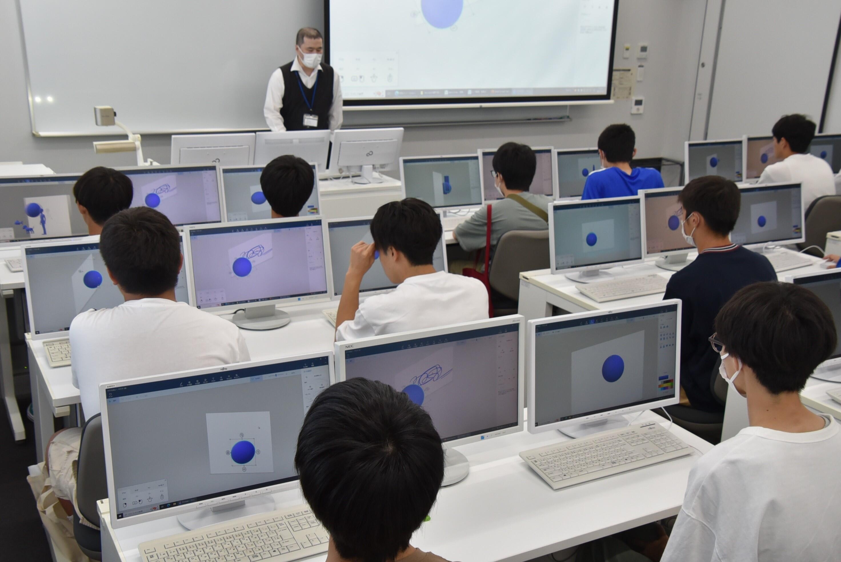 体験演習でCG制作の基本を学ぶ