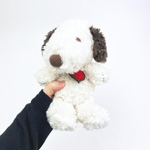 スヌーピーのぬいぐるみ