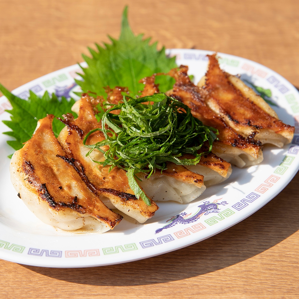 紫蘇餃子(紫蘇を包んでます)