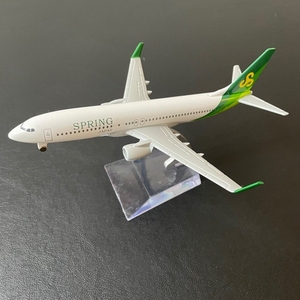 rx7k8wFd8QcryLi233E1.jpg?w=940&h=940