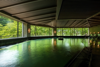 rzlUtWFhXAbqqLYmgIFj.jpg?w=940&h=940