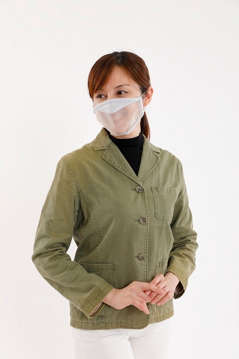 “空気が通る”透明マスク 5