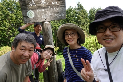 s0grmK8O6h9fMVEX2Vrg.jpg?w=940&h=940