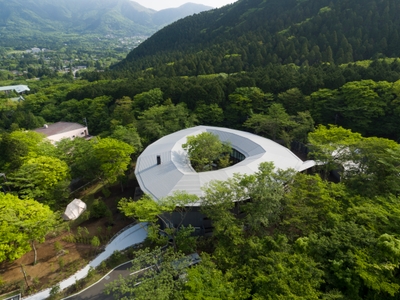 s2mO0SFeNlaE8UzGoR6B.jpg?w=940&h=940