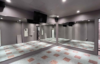 s6CVjYzwaYj6YJ5lr9hd.jpg?w=940&h=940