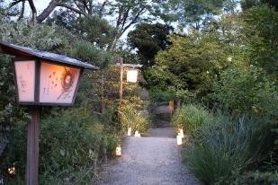 絵行灯点灯（昨年の様子）