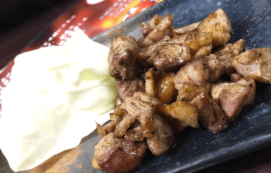 総社駅から徒歩5分!食材にこだわる居酒屋『炙DINING黒豹』の情報を駅近ドットコムで公開