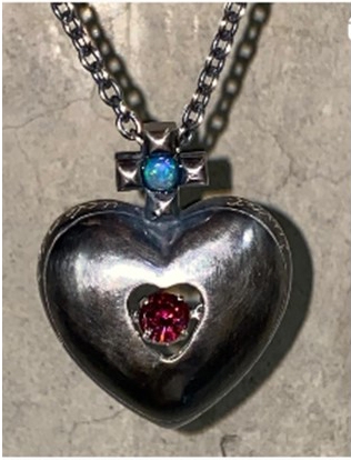 受賞者:浅井理佐