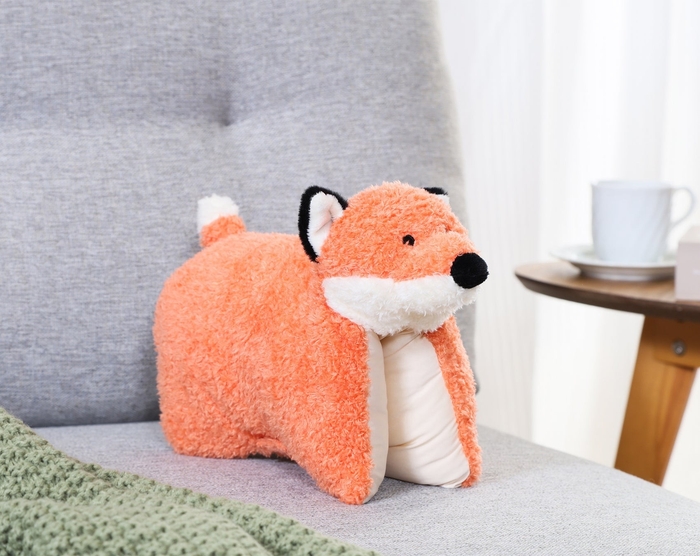 折りたたむとで立ち姿に