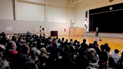 sHmA41J91GOFHk6QRbS4.jpeg?w=940&h=940