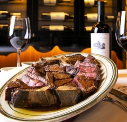 もらって嬉しい「ベンジャミン・ステーキハウス お食事券」 期間限定10％OFF！！